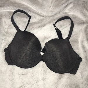 Delta Burke T-Shirt Bra!